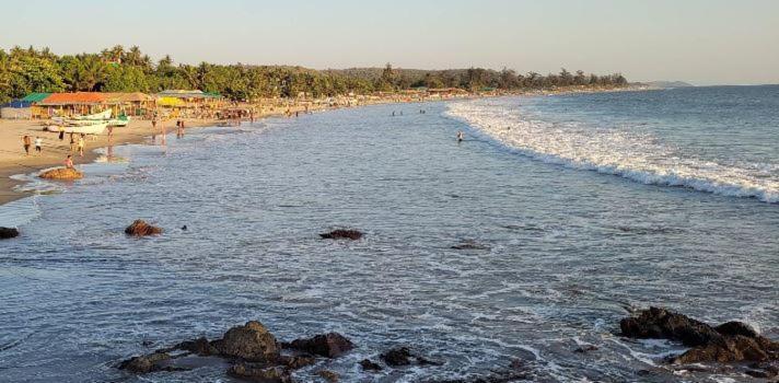 Madrid Home 2 Min Walk To Beach Arambol Exterior foto
